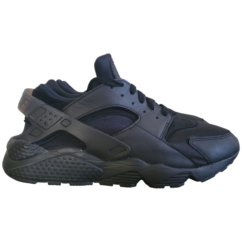 Nike Men's Black Sneakers